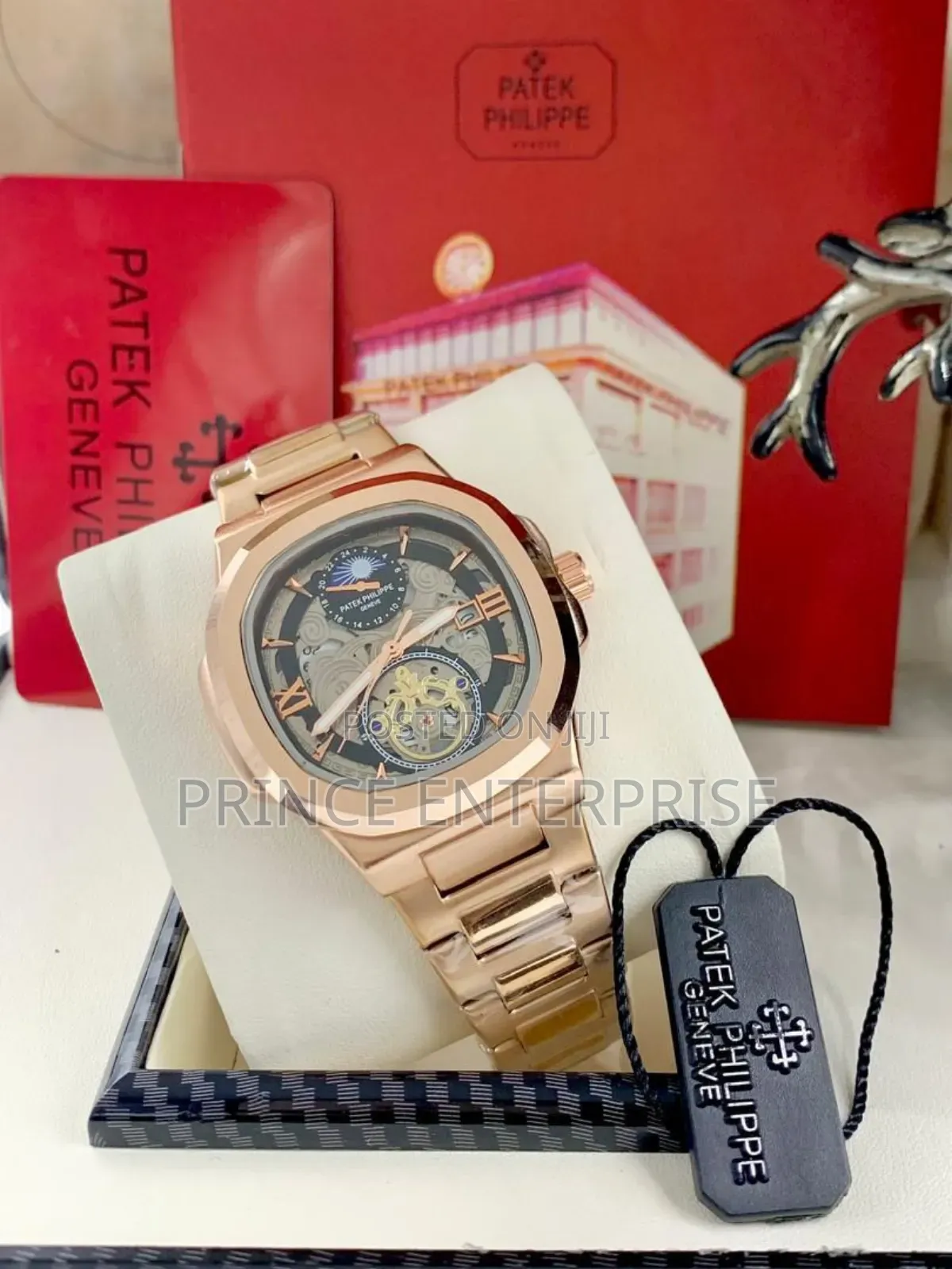 Patek Philippe Semi Chronograph 
P