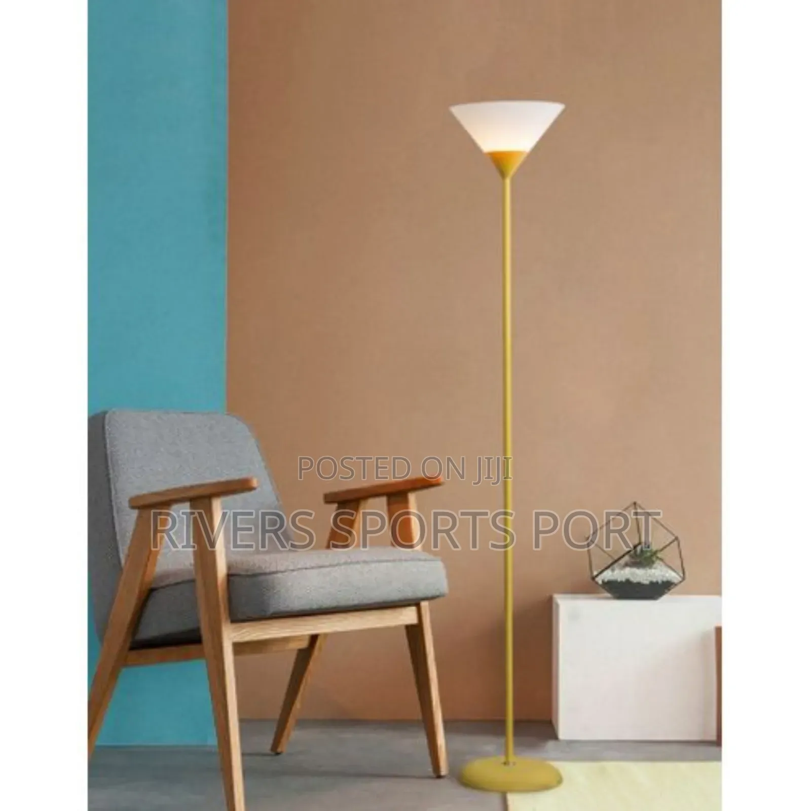Classy Home Decor Floor Lamp /Heavy Duty Base/House Light