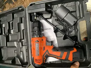 Cordless Earth Auger Small