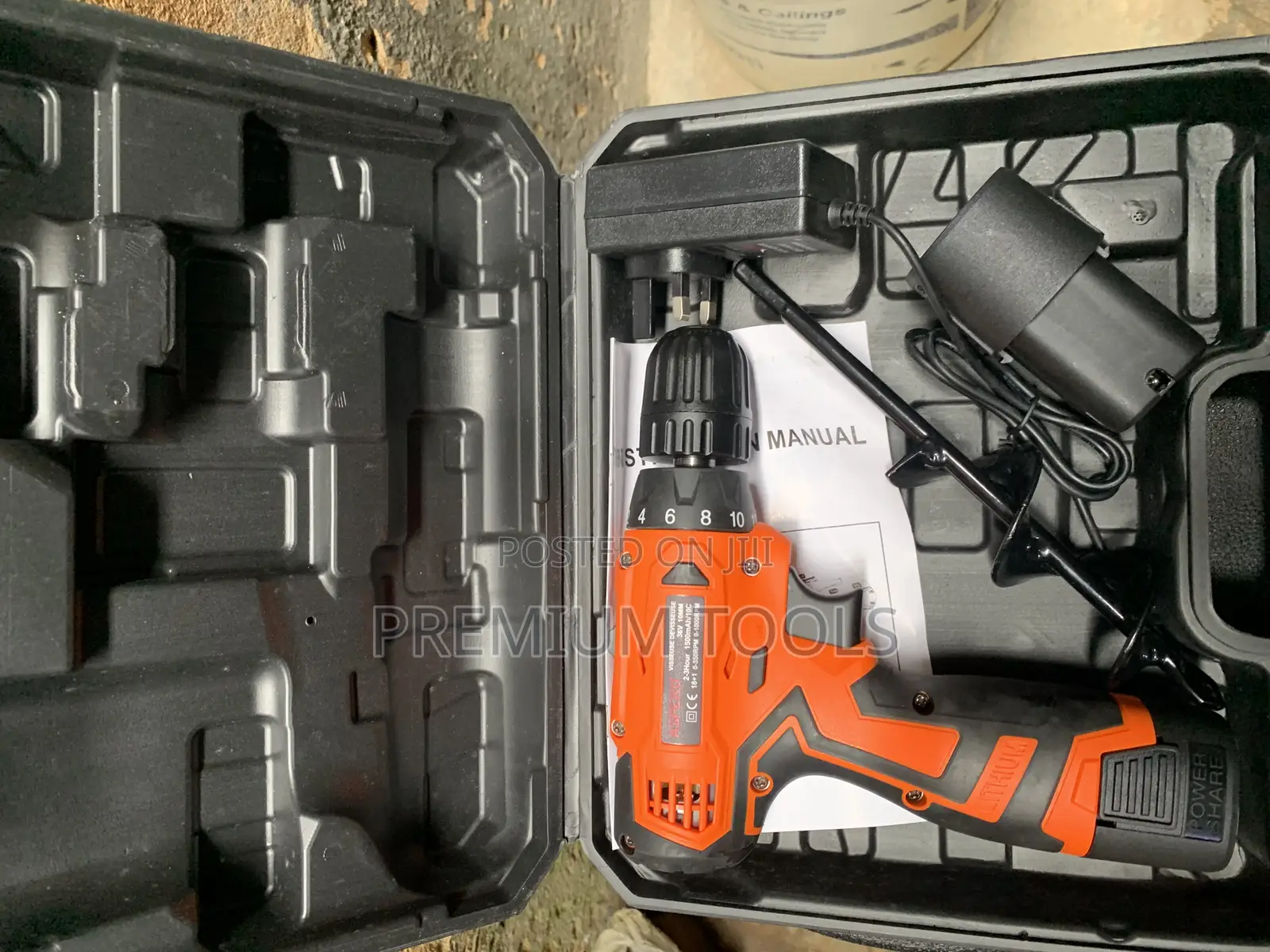 Cordless Earth Auger Small