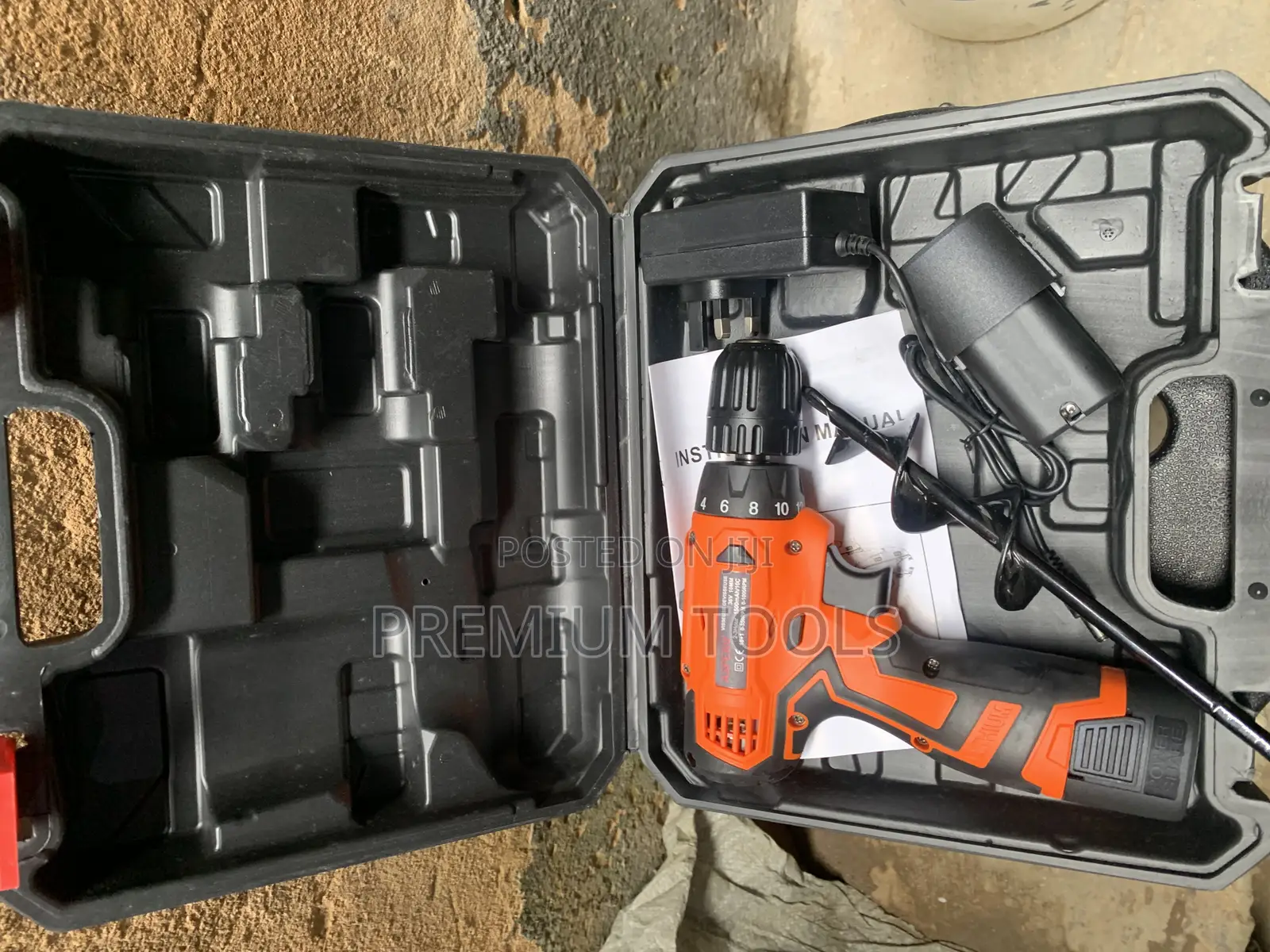 Cordless Earth Auger Small