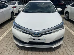Toyota Corolla 2019 White