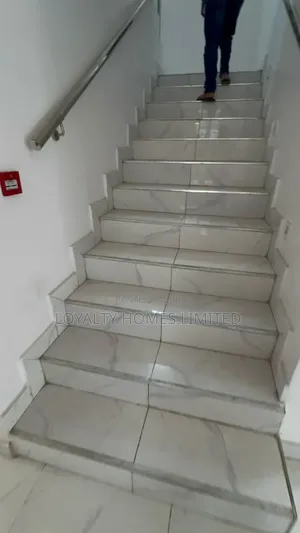 4bdrm Duplex in Ikeja for sale