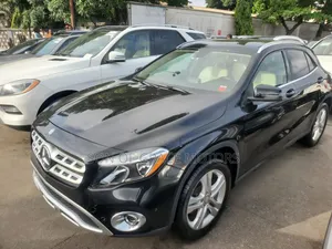 Mercedes-Benz GLA 250 2017 Black