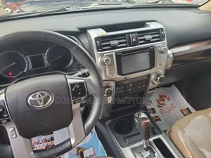 Toyota 4-Runner Limited 4x4 2018 Black