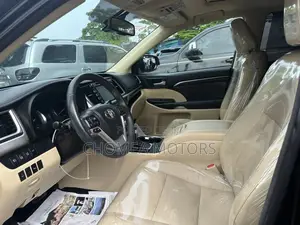 Toyota Highlander 2015 Black
