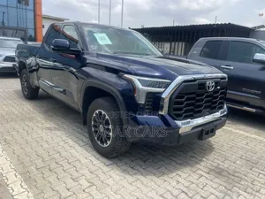 Toyota Tundra Limited 2022 Blue