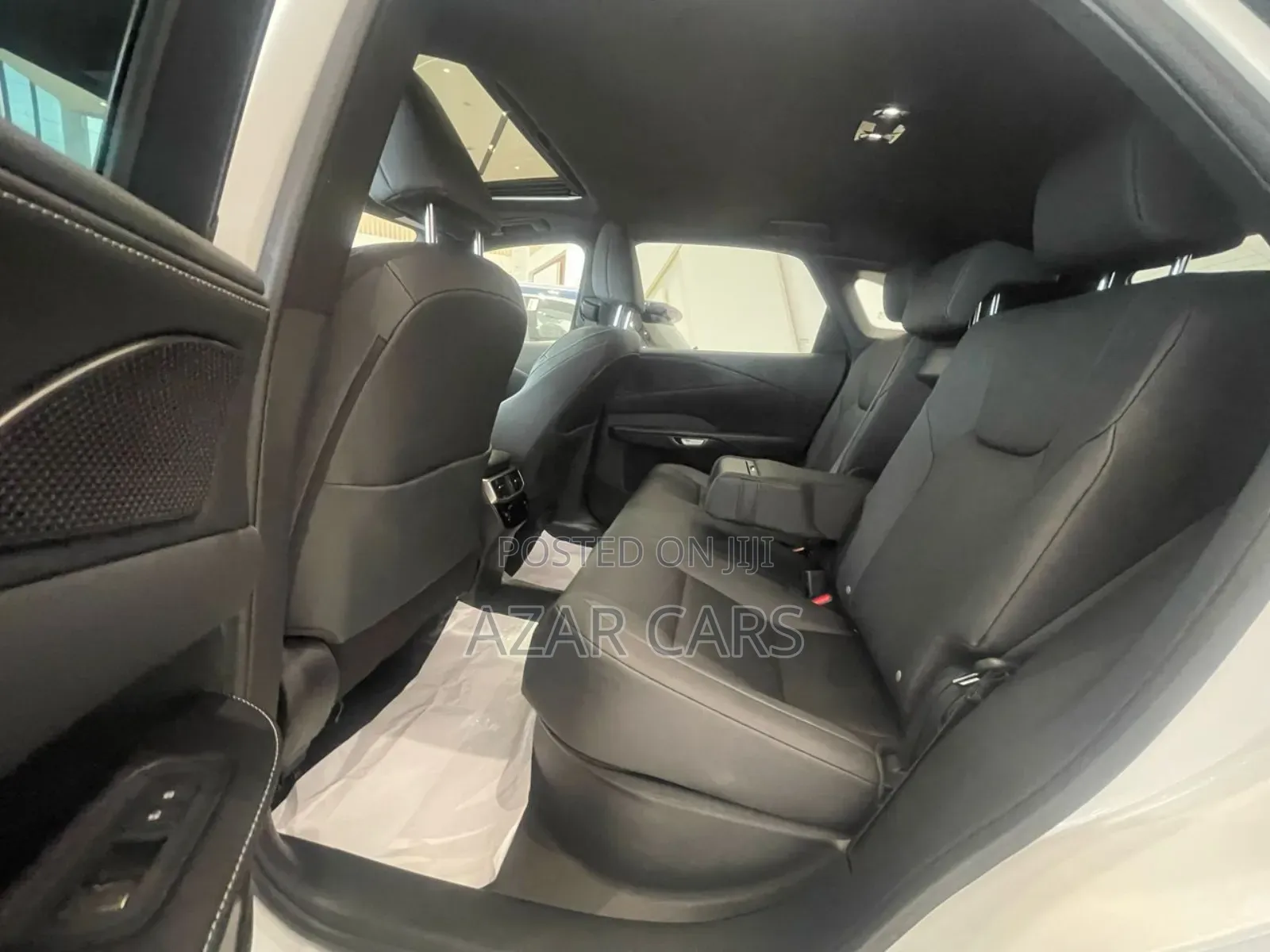 Lexus RX 2023 White