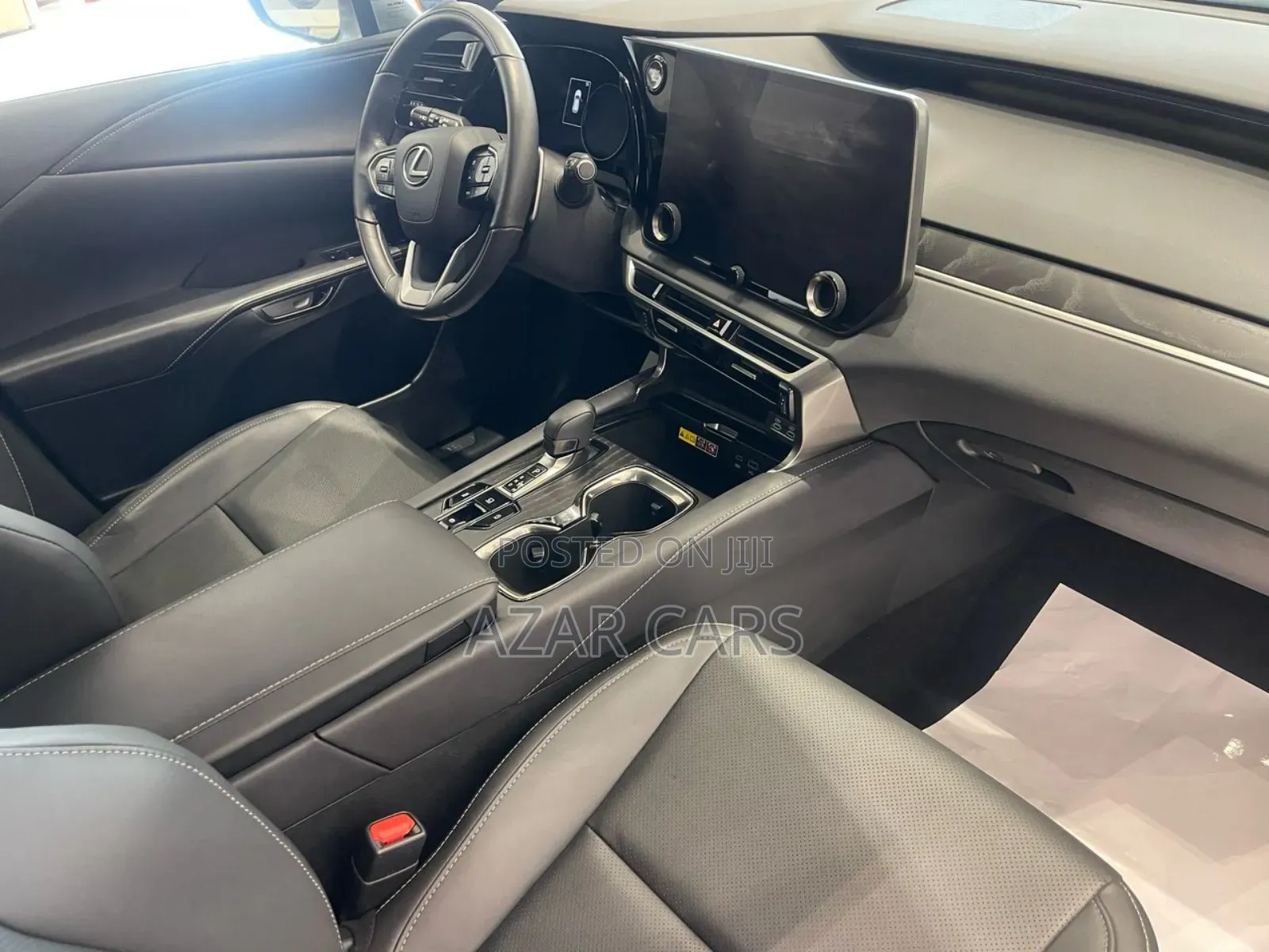 Lexus RX 2023 White