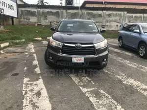 Toyota Highlander XLE 4dr SUV (3.5L 6cyl 6A) 2015 Gray