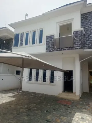 5bdrm Duplex in Osapa London for rent