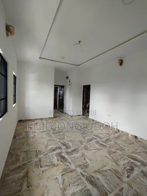 Photo - 1bdrm Block of Flats in New Stadium Road, for rent