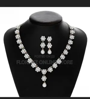 Photo - Unique Bridal Silver Jewelry Set