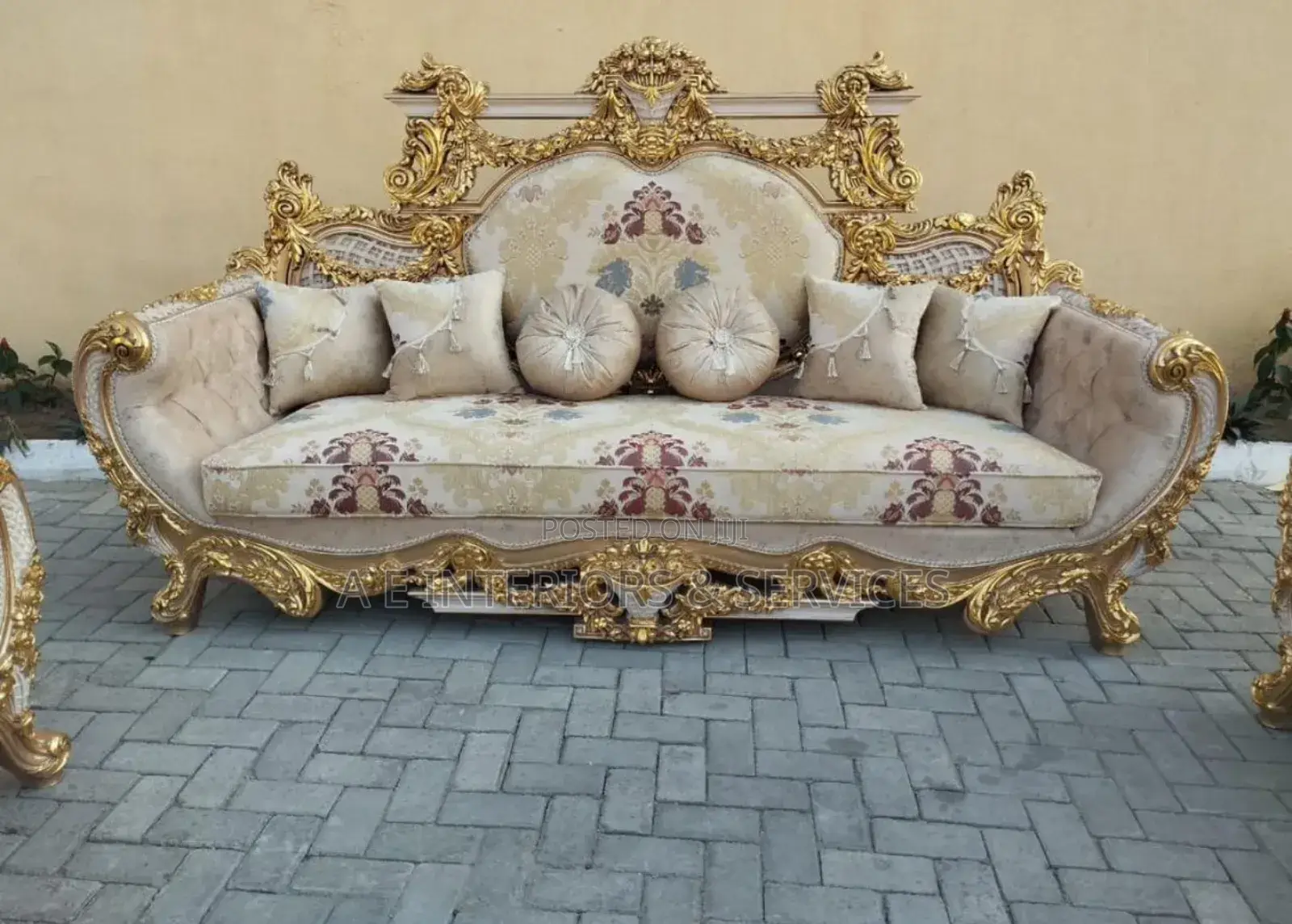 Executive Royal Chairs and Dinning Set