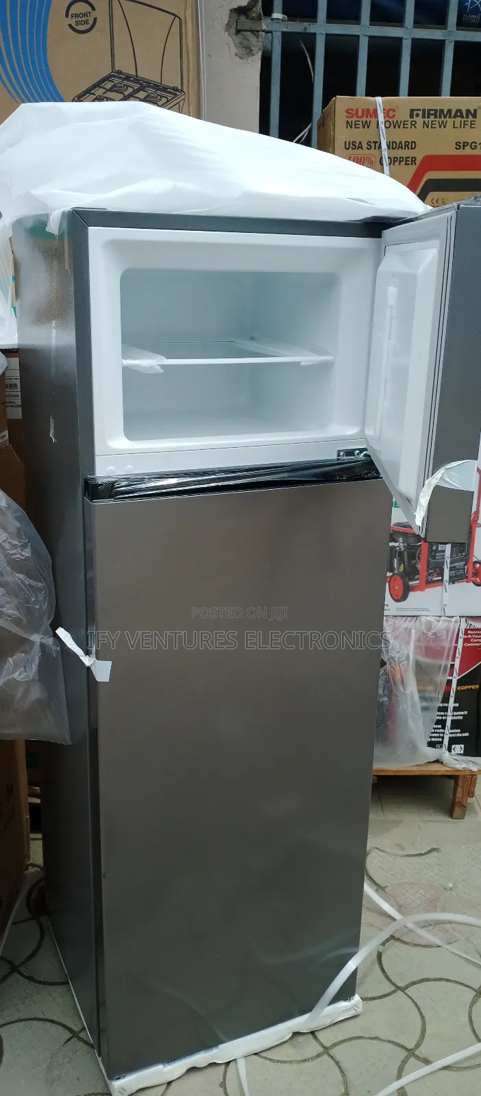 240 Liters Hisense Double Door Refrigerator, Silver Color