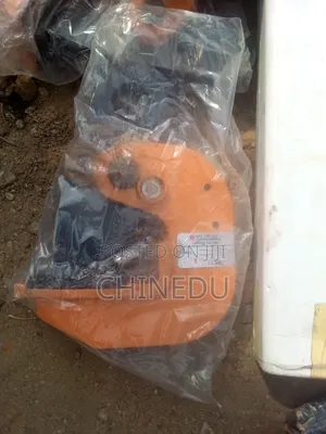 Lifting Clamp (2 Ton Toyo)