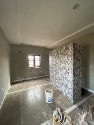 4bdrm Duplex in Olubadan Estate, Alakia for rent