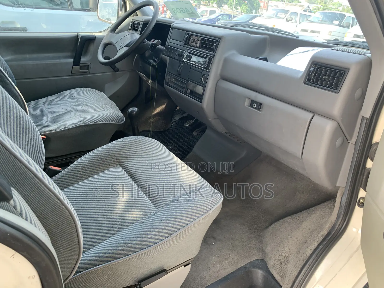 Volkswagen Transporter 2000 White