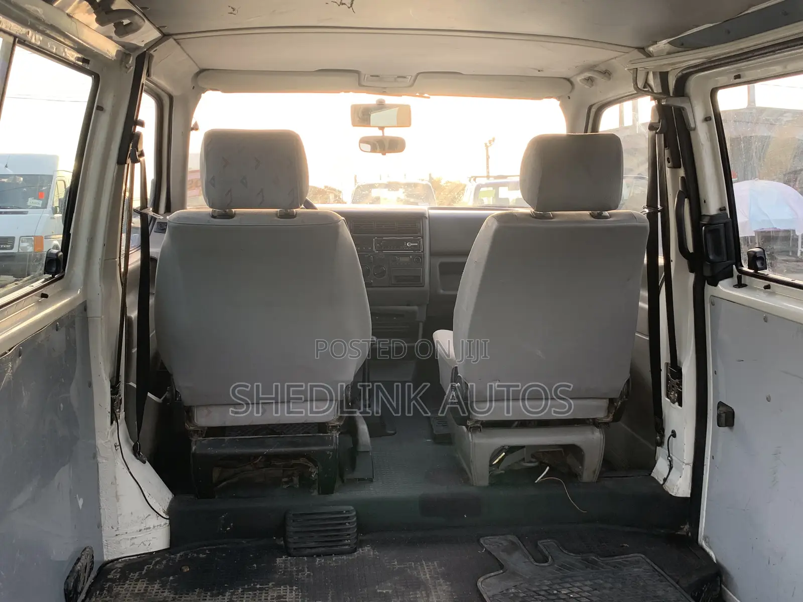 Volkswagen Transporter 2000 White