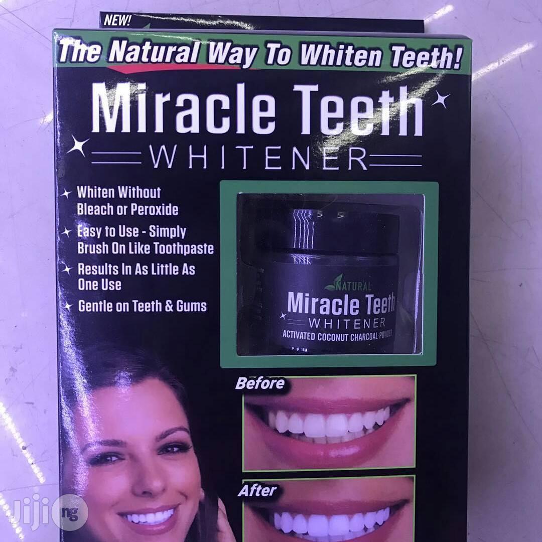 Miracle Teeth Whitener