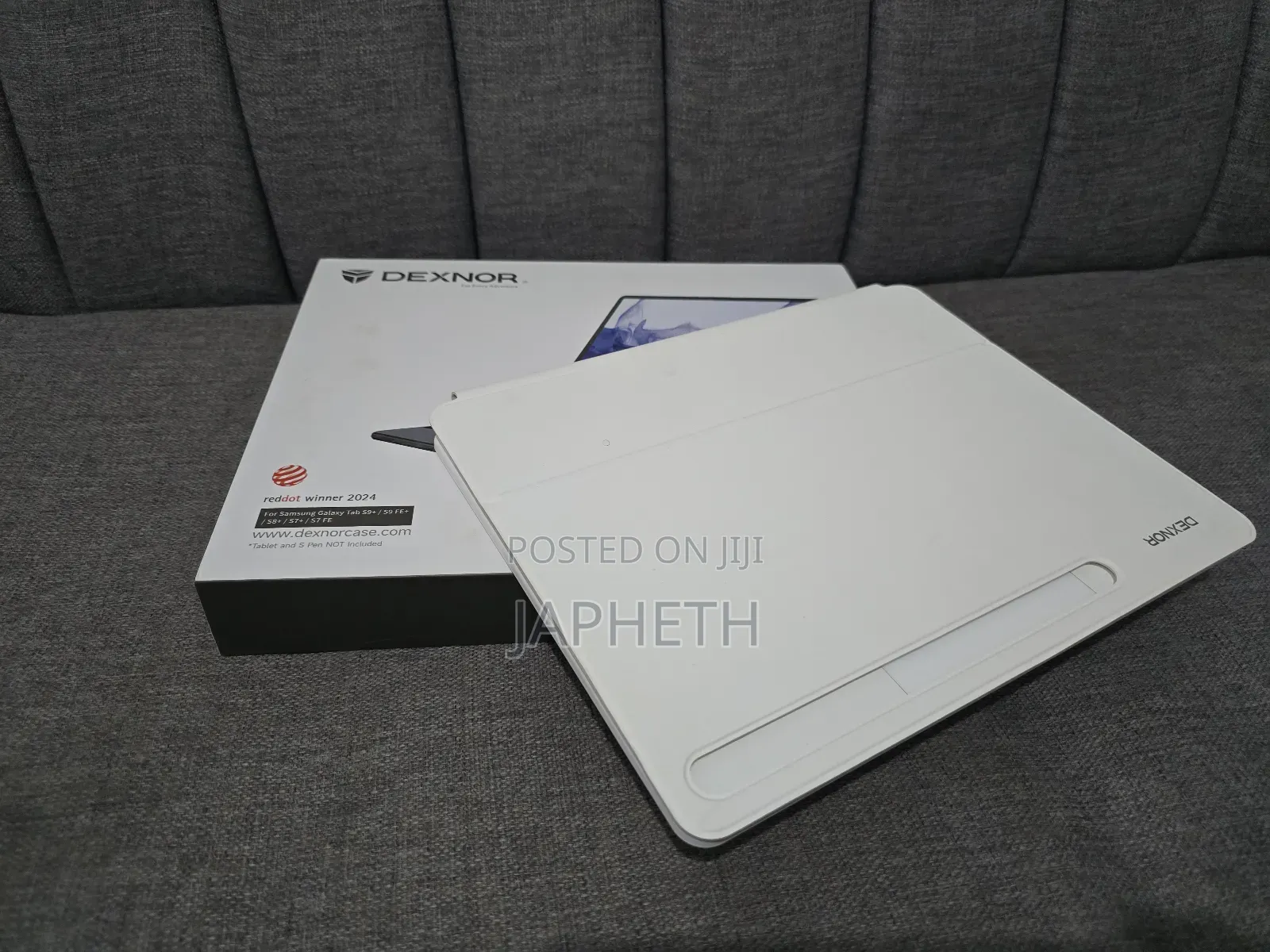 Dexnor 12.4" Floating Magnetic Keyboard For Samsung Tablets