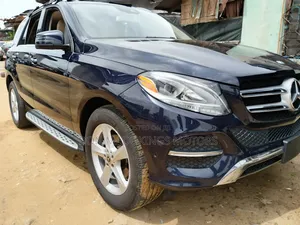 Mercedes-Benz GLE-Class GLE 350 2018 Blue