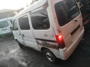 Suzuki Every 2010 White