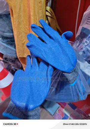 Nitrile Insulated Glove