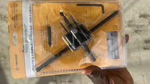 Adjustable Circle Cutter