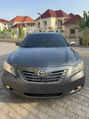 Toyota Camry XLE V6 4dr Sedan (3.5L 6cyl 6AM) 2008 Gray