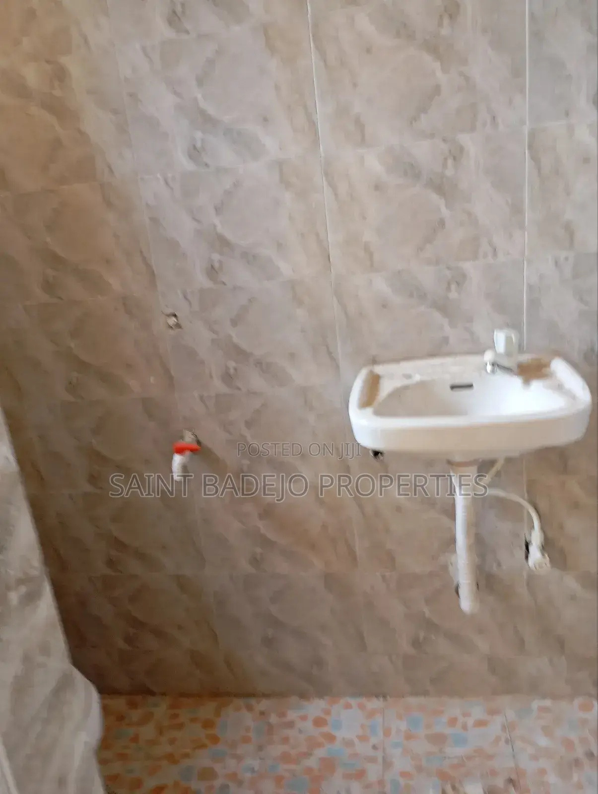 1bdrm Block of Flats in Orelope Area, Gberigbe for rent