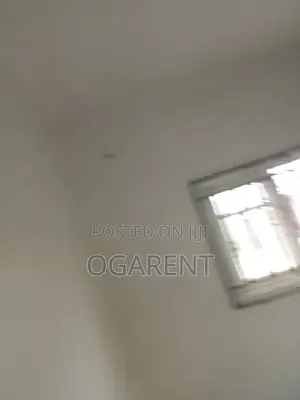 2bdrm Apartment in Off First Ugbor, Benin City for rent