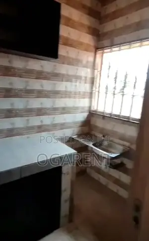 2bdrm Apartment in Santana Market, Benin City for rent