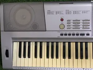 DGX-205 Durable Yamaha Keyboard With Pitch Bend