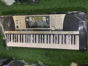 PSR-740 Durable Yamaha Keyboard