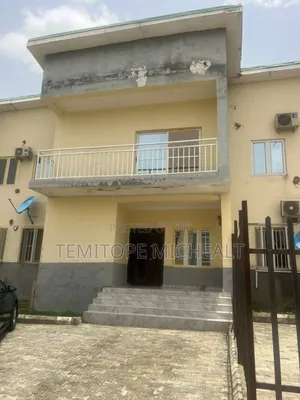 3bdrm Duplex in Kubwa Express Way ( for sale