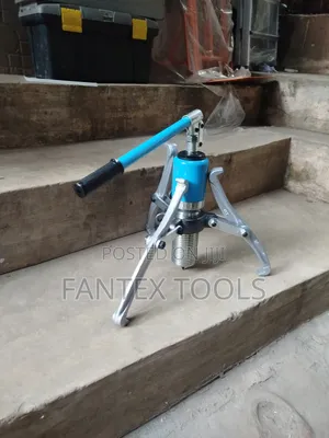 Hydraulic Puller 20 Ton's.
