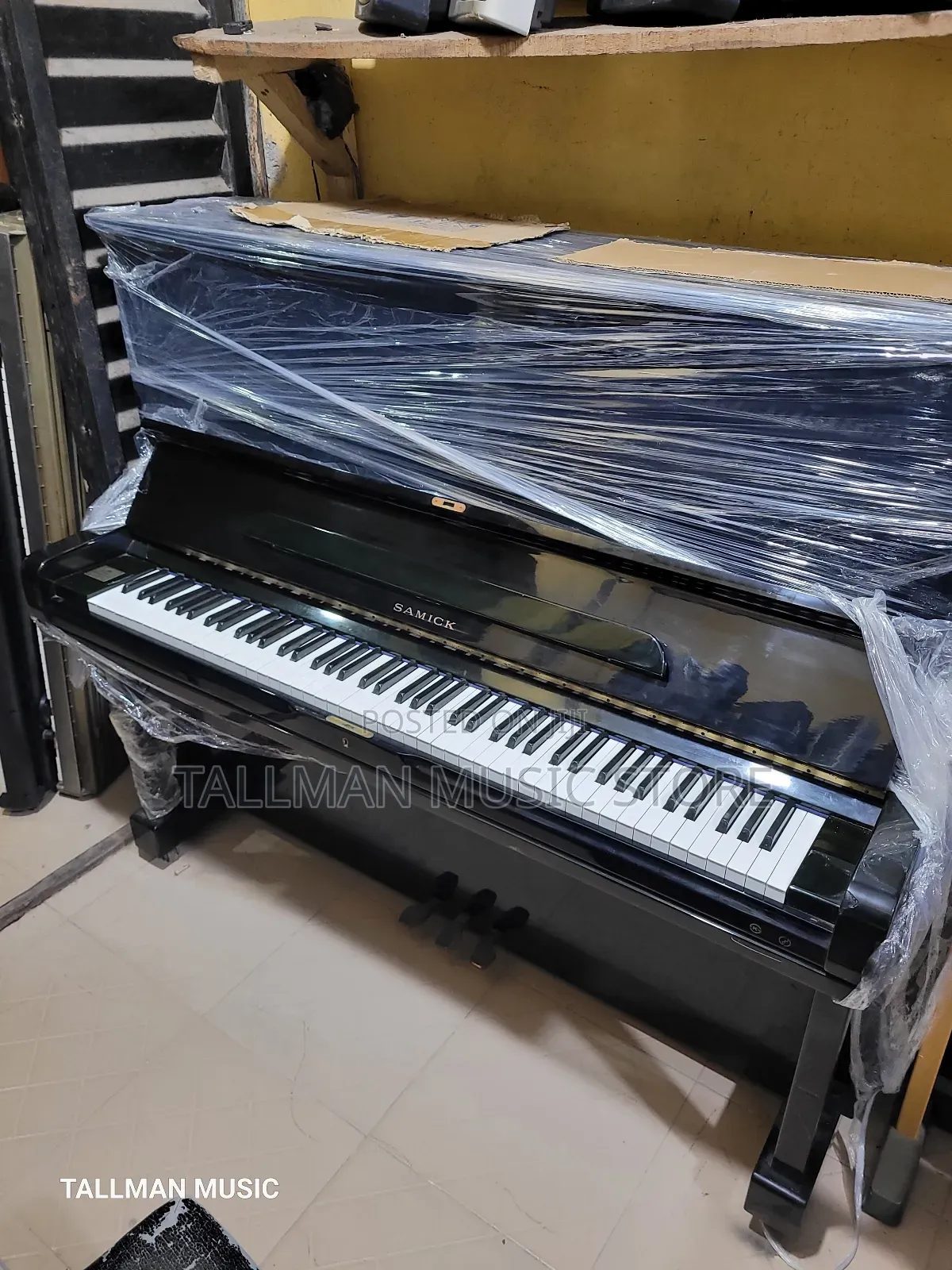 Samick Upright Piano