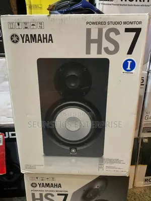 Quality Yamaha Hs7 Studios Monitor Speakers
