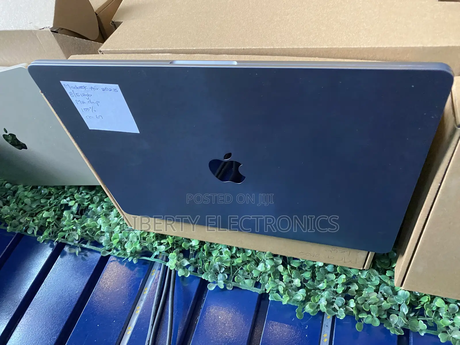 Laptop Apple MacBook Air 2023 M2 8GB Apple M2 SSD 512GB
