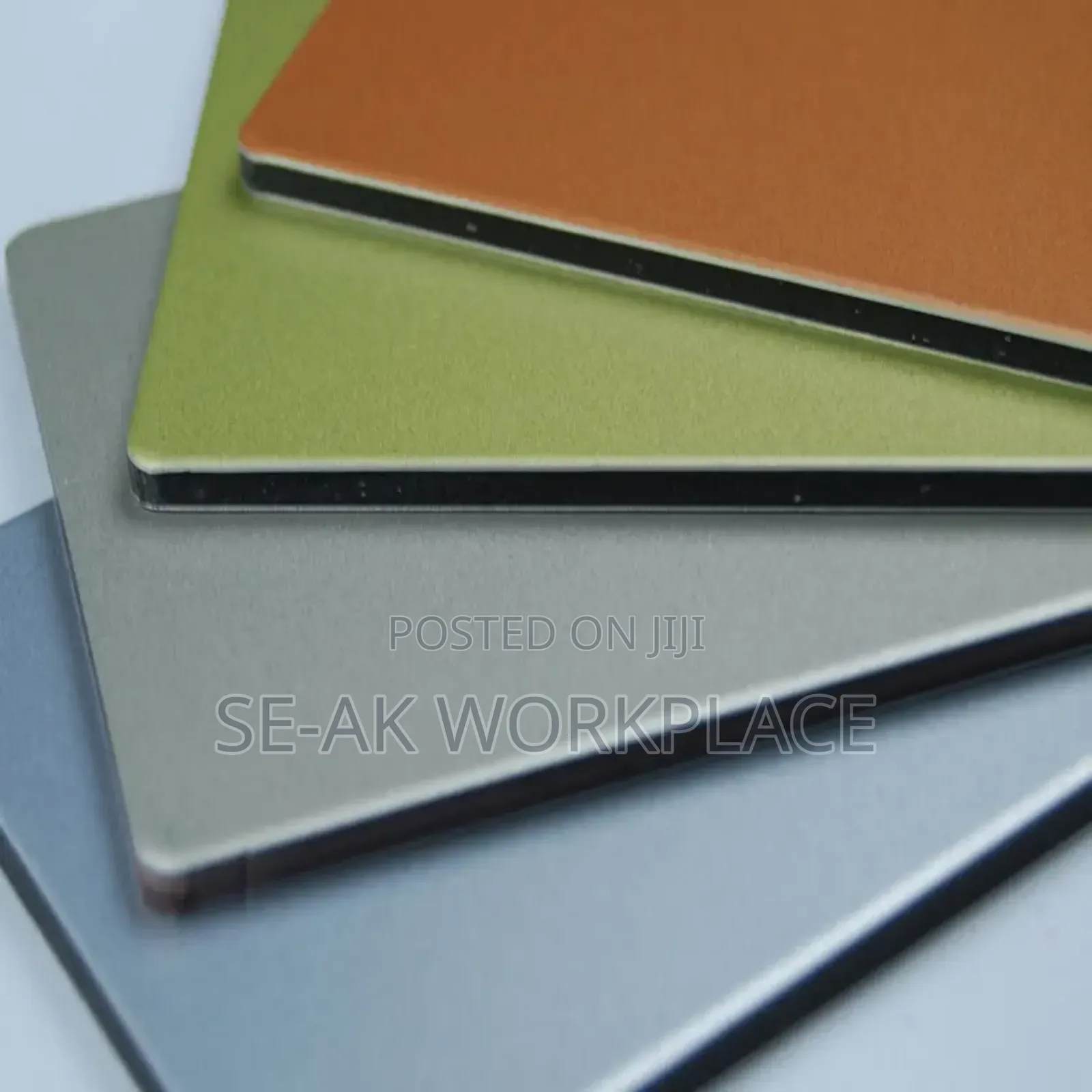 Waterproof Public Toilet SHEILDCORE Laminate Cubicle