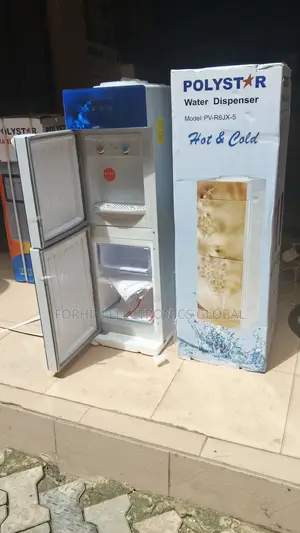 Polystar Water-dispenser