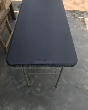 4ft Rectangle Foldable Table