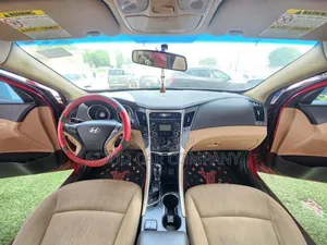 Hyundai Sonata 2011 Red