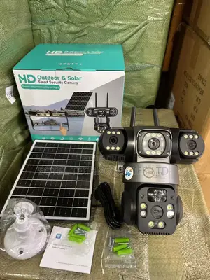 4g 3-Screens Solar CCTV Camera With Motion Tracking