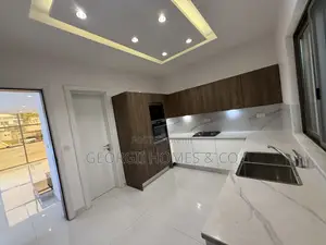 4bdrm Townhouse / Terrace in Wuse 2 for rent