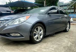 Hyundai Sonata Limited Sedan FWD (2.4L 4cyl 6A) 2013 Gray