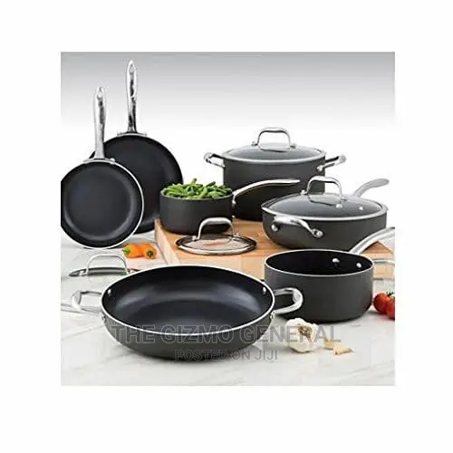Puck Hard Anodized Cookware Set