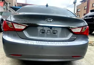 Hyundai Sonata Limited Sedan FWD (2.4L 4cyl 6A) 2013 Gray