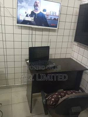 Photo - Customer Service